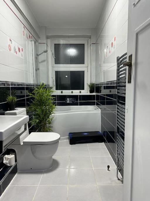 *Luxury 9Ine Lush Jacuzzi Apartment & Balcony* Birmingam Exterior foto
