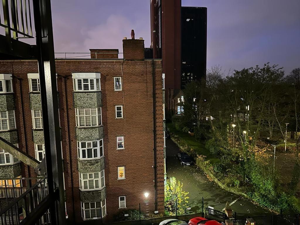 *Luxury 9Ine Lush Jacuzzi Apartment & Balcony* Birmingam Exterior foto